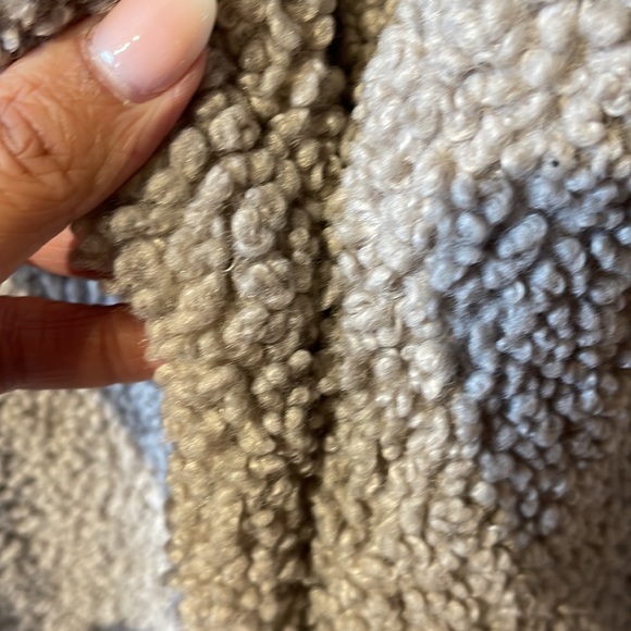 Jcrew Teddy Bear Top Coat size Xlarge - Picture 5 of 9